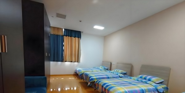 记者：阿代米赛后在更衣室和大家说了很抱歉，他很难过